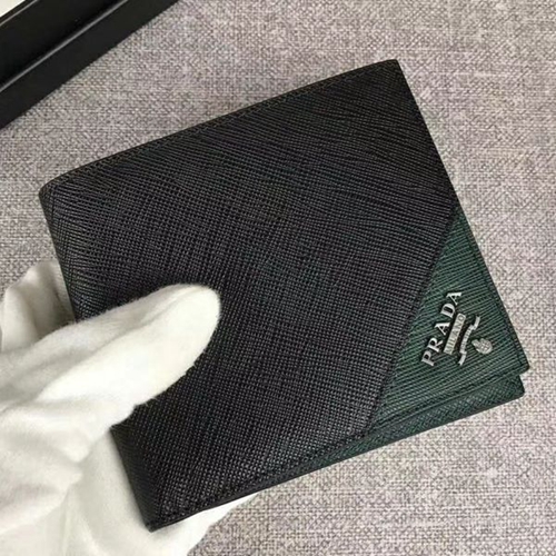プラダ財布正面デザイン